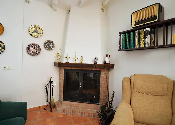 Tuguest Hortichuela House